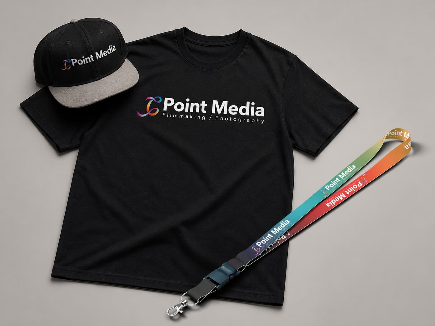 CPOINTMEDIA Merchandising mit T-Shirt, Cap und Schlüsselband